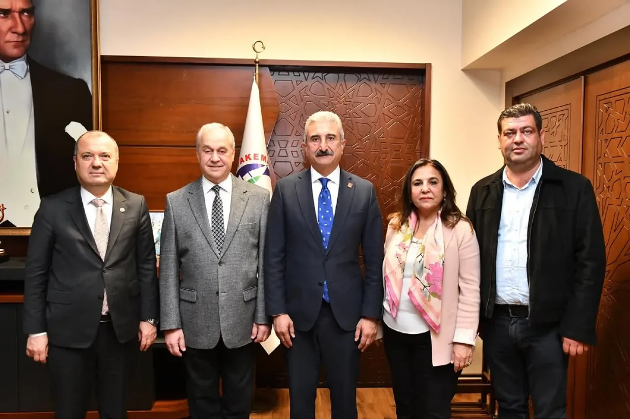 Mustafakemalpaşa'da Gelecek Vizyonu Masaya Yatırıldı Mustafakemalpaşa'da Gelecek Vizyonu Masaya Yatırıldı
