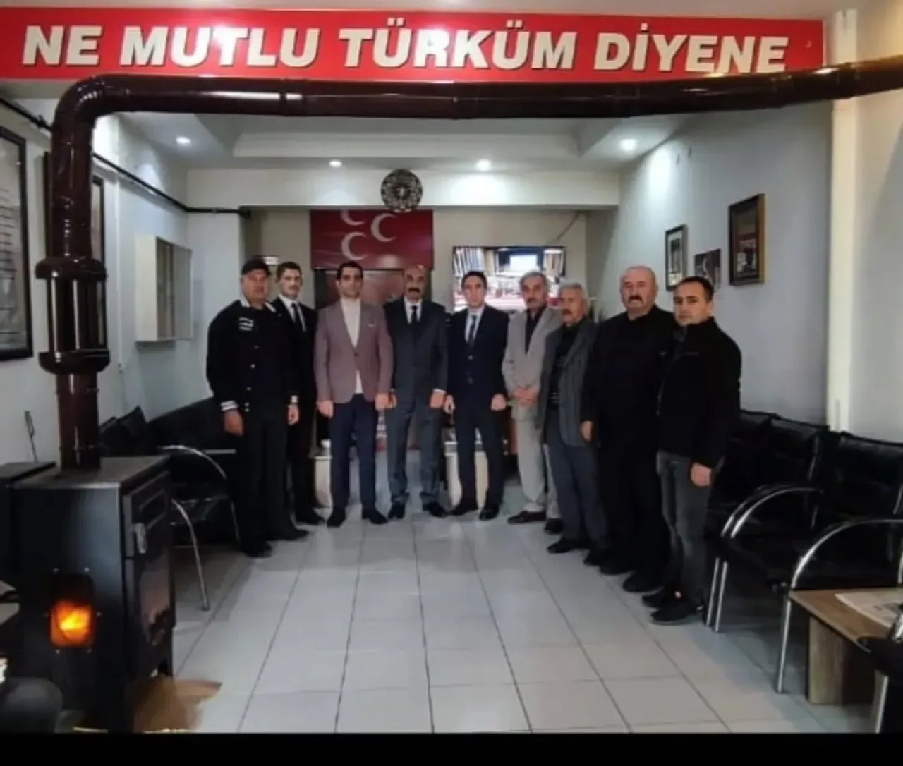 MHP Elmadağ İlçe Başkanı Ahmet Değer, Adliye Müdürü Tolgahan Şahin'i Ağırladı MHP Elmadağ İlçe Başkanı Ahmet Değer, Adliye Müdürü Tolgahan Şahin'i Ağırladı