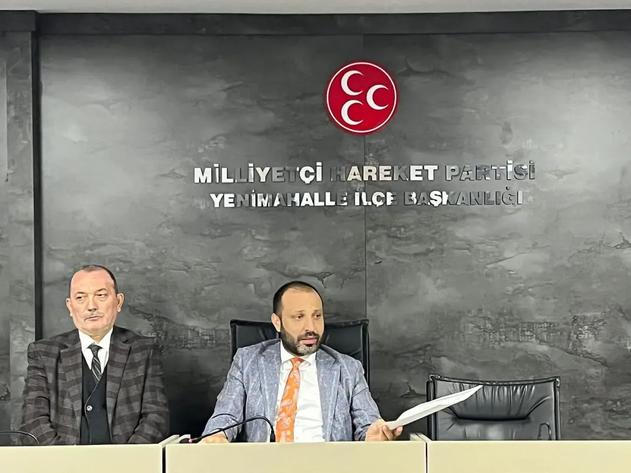 MHP Yenimahalle'de "Dinleme ve Sorun Paylaşım" Toplantısı Yapıldı MHP Yenimahalle'de "Dinleme ve Sorun Paylaşım" Toplantısı Yapıldı