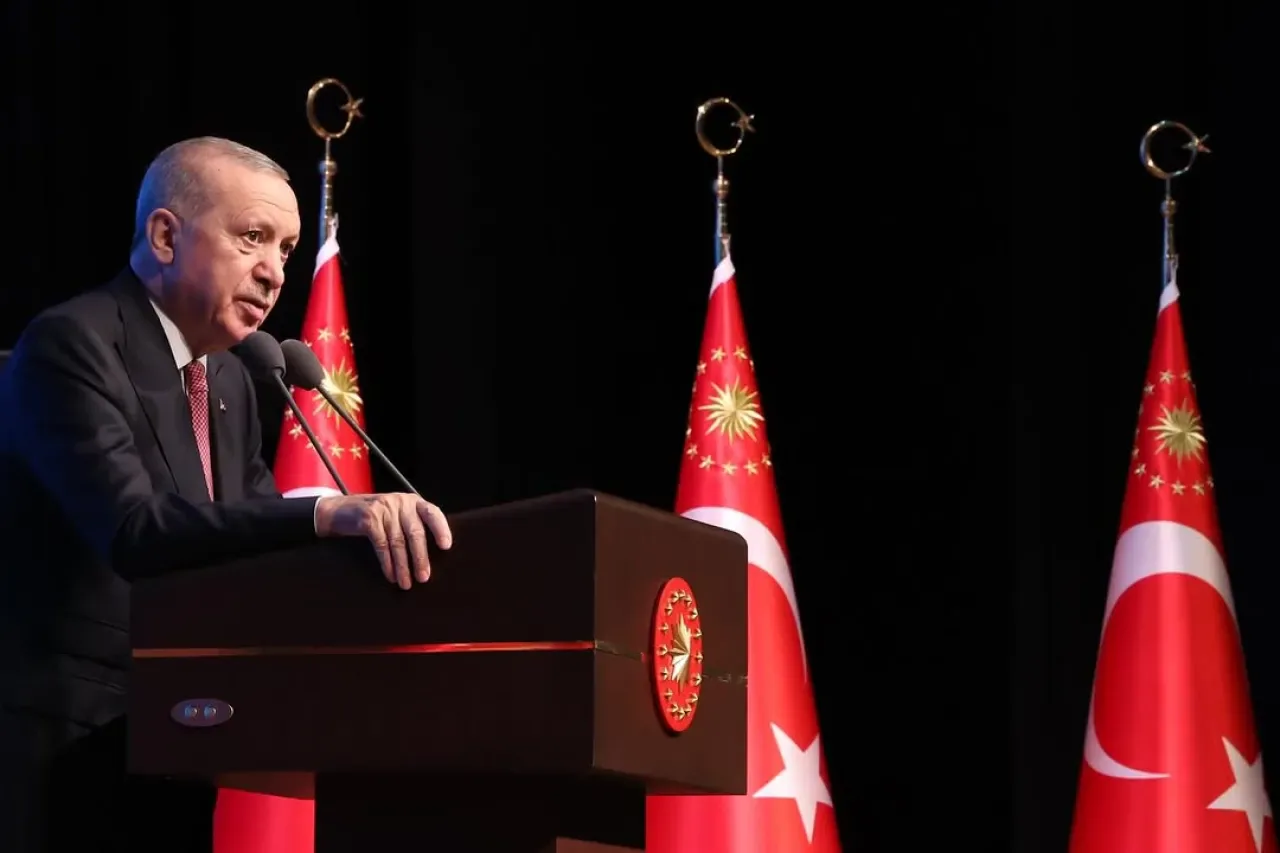Cumhurbaşkanlığı Külliyesi'nde Aile ve Kültür Sanat Sempozyumu Düzenlendi Cumhurbaşkanlığı Külliyesi'nde Aile ve Kültür Sanat Sempozyumu Düzenlendi