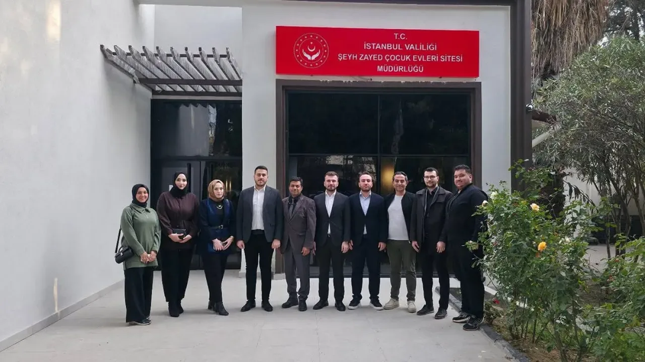 AK Parti Bahçelievler Gençlik Kolları'ndan Çocuk Hakları Günü'nde Anlamlı Ziyaret AK Parti Bahçelievler Gençlik Kolları'ndan Çocuk Hakları Günü'nde Anlamlı Ziyaret