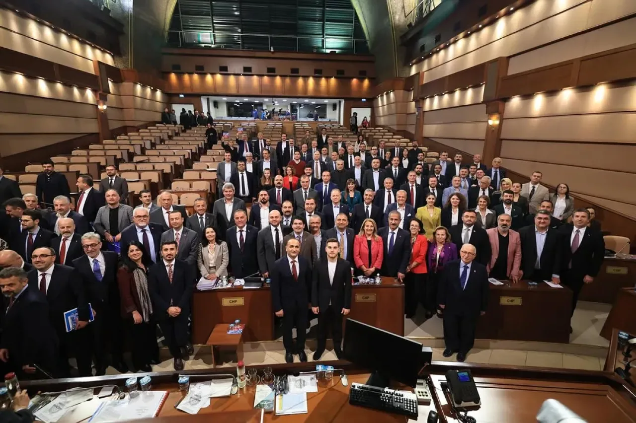 İBB Meclisi, 2026 Yılı Bütçesini Onayladı İBB Meclisi, 2026 Yılı Bütçesini Onayladı