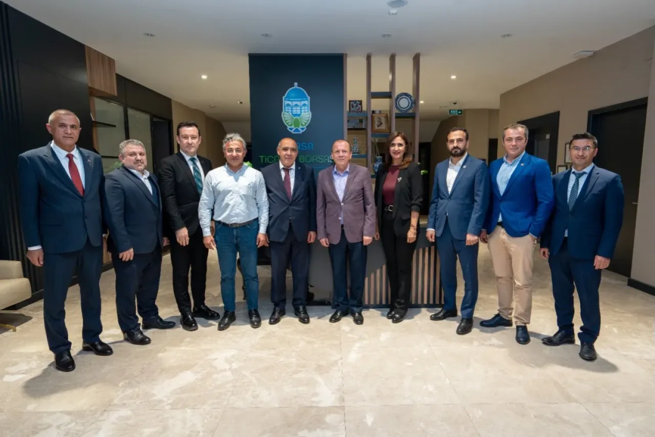Bursa ve Iğdır Ticaret Odaları İş Birliğini Geliştirmek İçin Bir Araya Geldi Bursa ve Iğdır Ticaret Odaları İş Birliğini Geliştirmek İçin Bir Araya Geldi