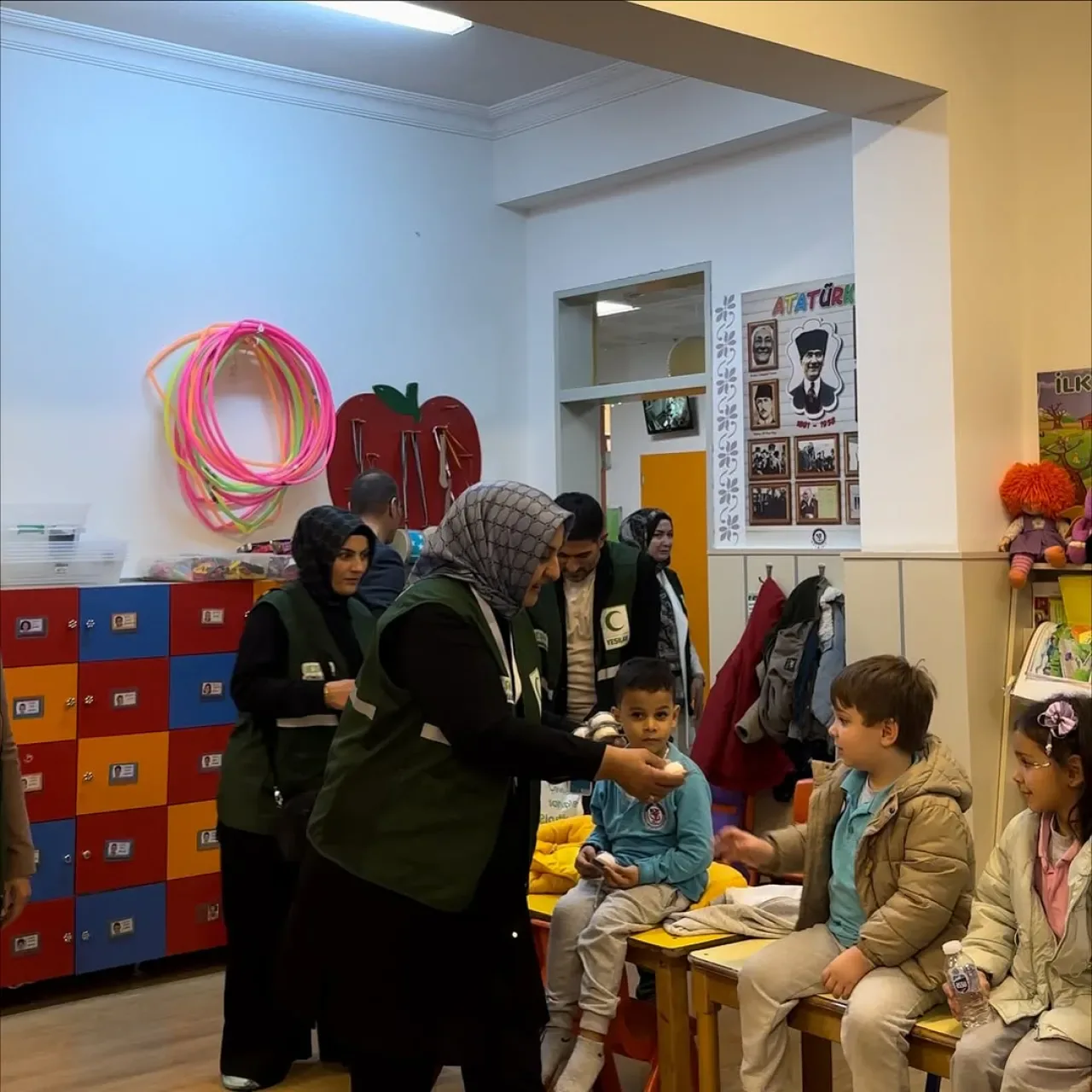 Yeşilay Gaziosmanpaşa'dan Dünya Çocuk Günü'nde Anlamlı Etkinlik Yeşilay Gaziosmanpaşa'dan Dünya Çocuk Günü'nde Anlamlı Etkinlik