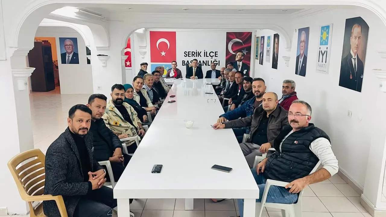 İYİ Parti Serik İlçe Başkanlığı Olağan Toplantısını Gerçekleştirdi İYİ Parti Serik İlçe Başkanlığı Olağan Toplantısını Gerçekleştirdi
