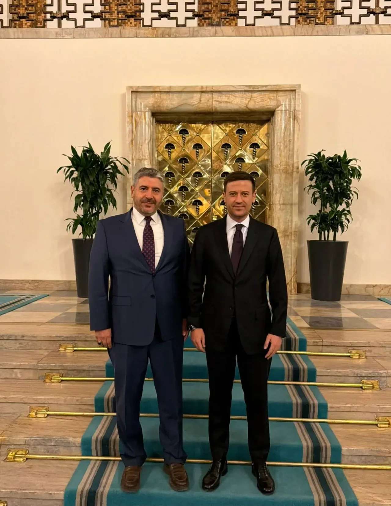 AK Parti Sincan İlçe Başkanı Mustafa Özcan, Ahmet Fethan Baykoç'u Ziyaret Etti AK Parti Sincan İlçe Başkanı Mustafa Özcan, Ahmet Fethan Baykoç'u Ziyaret Etti