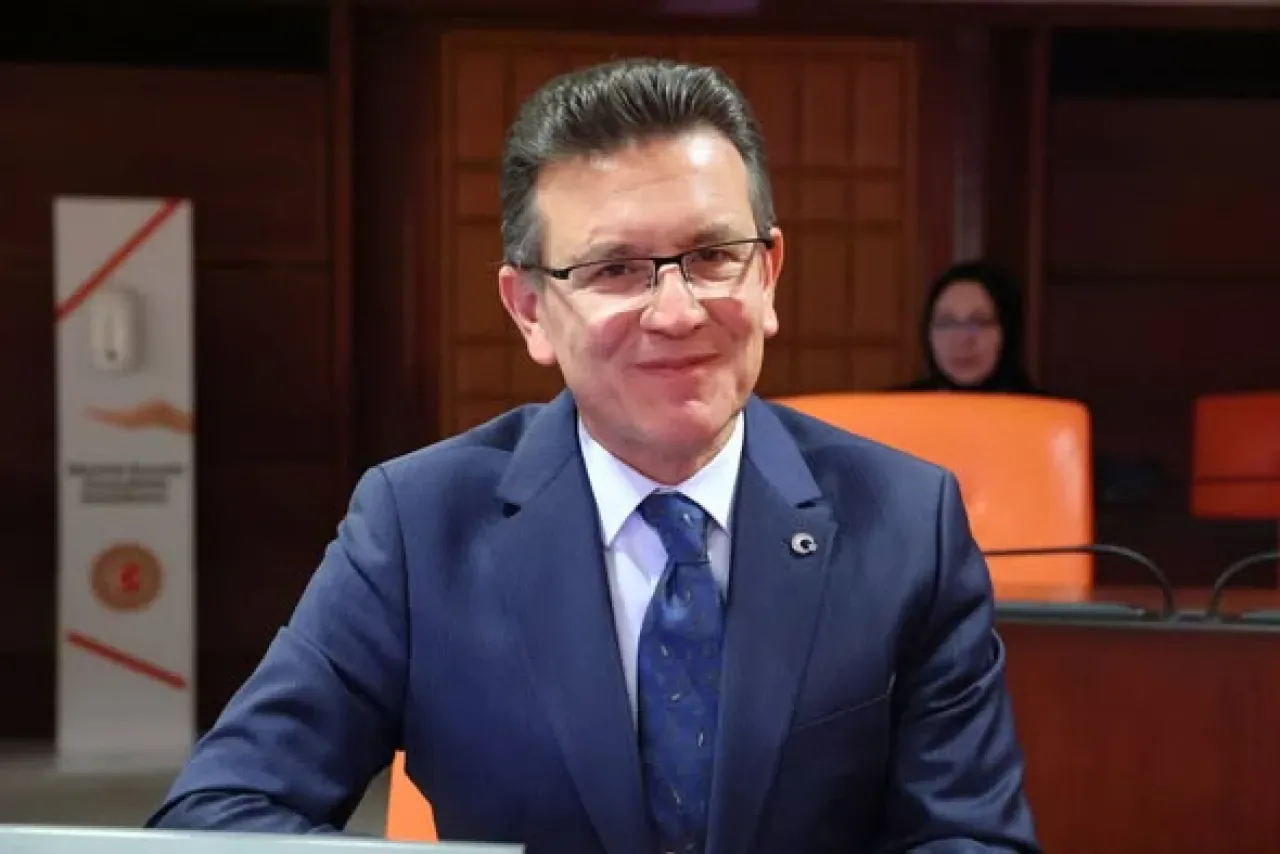 Ak Parti Antalya Milletvekili Atay Uslu, TBMM Genel Kurul Çalışmalarına Katıldı Ak Parti Antalya Milletvekili Atay Uslu, TBMM Genel Kurul Çalışmalarına Katıldı
