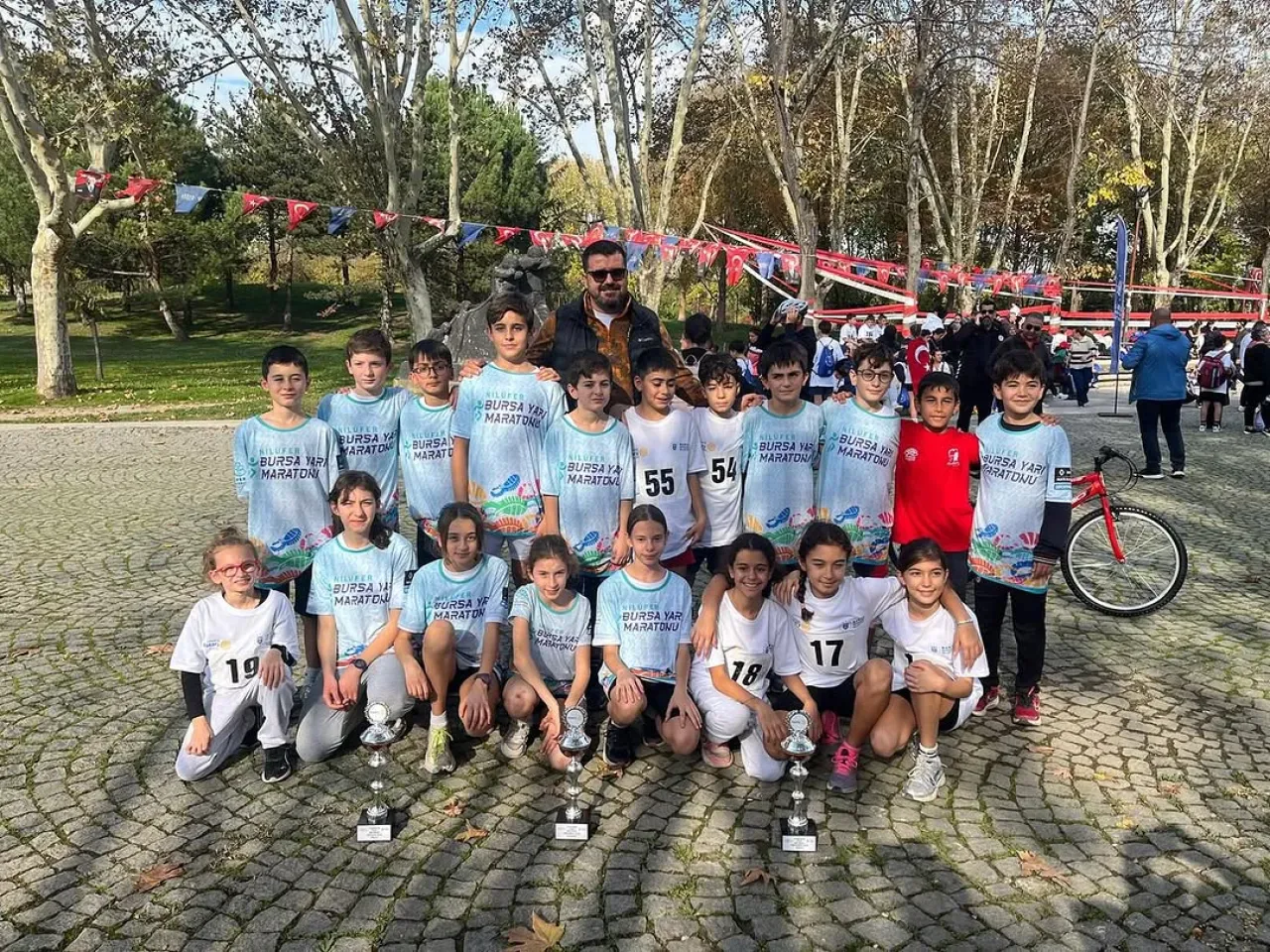 Nilüfer Belediyespor Atatürk Kros Yarışlarında Podyuma Damga Vurdu Nilüfer Belediyespor Atatürk Kros Yarışlarında Podyuma Damga Vurdu