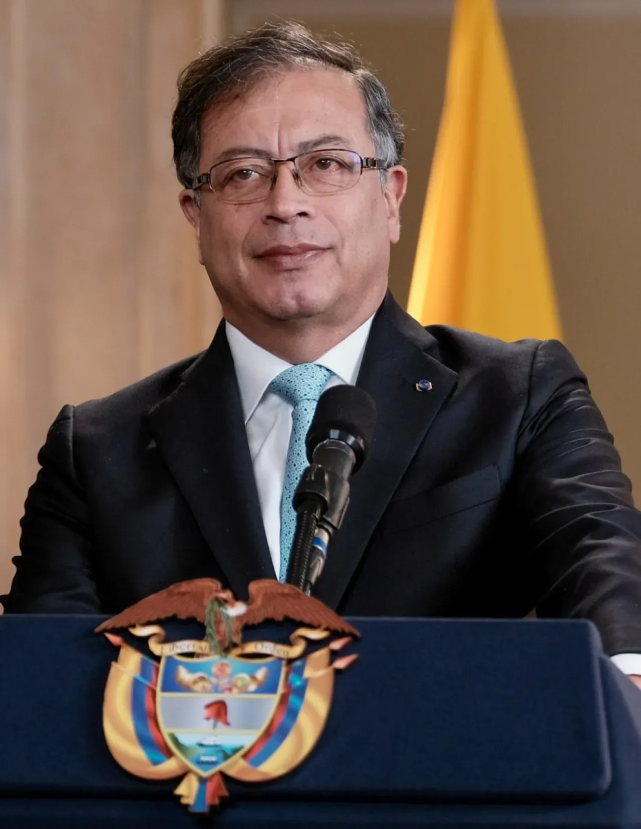 Kolombiya Devlet Başkanı Gustavo Petro'dan Kişisel İtiraflar: Aşk ve Cinsellik Üzerine Hayat Dersleri Kolombiya Devlet Başkanı Gustavo Petro'dan Kişisel İtiraflar: Aşk ve Cinsellik Üzerine Hayat Dersleri