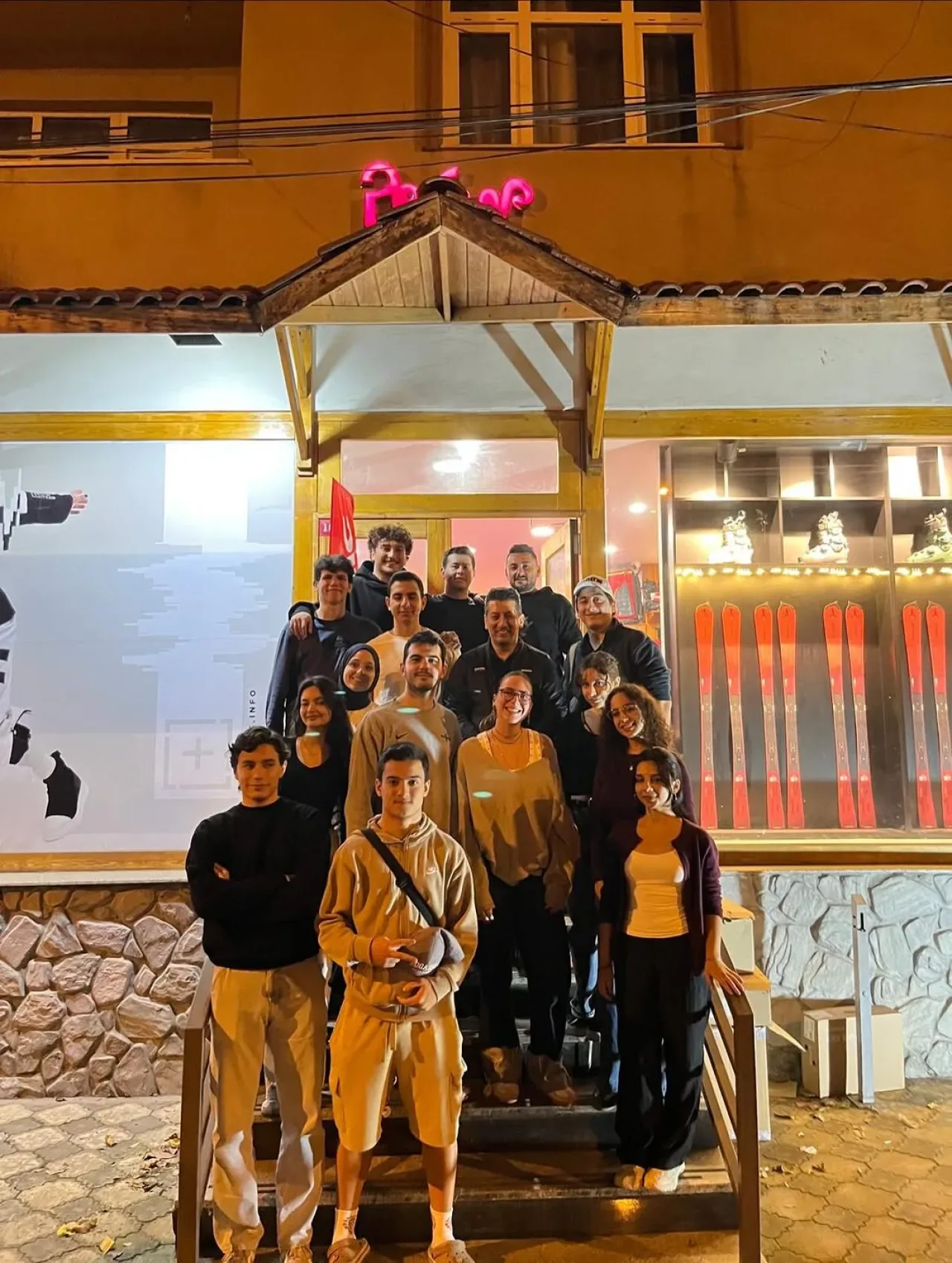 Boğaziçi Üniversitesi Kayak Takımı Sezona Hazır Boğaziçi Üniversitesi Kayak Takımı Sezona Hazır