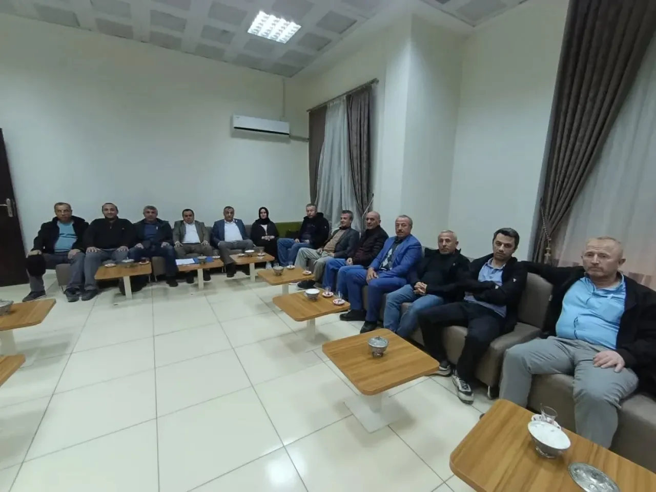 AK Parti Sincan İlçe Teşkilatı Mahalle Komisyon Toplantıları ile Vatandaşla Buluştu AK Parti Sincan İlçe Teşkilatı Mahalle Komisyon Toplantıları ile Vatandaşla Buluştu