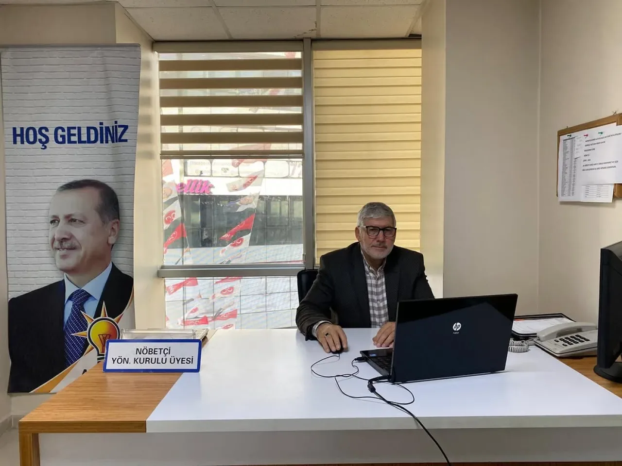 AK Parti Silivri'de İlçe Nöbetçi ve İletişim Bilgileri Açıklandı AK Parti Silivri'de İlçe Nöbetçi ve İletişim Bilgileri Açıklandı