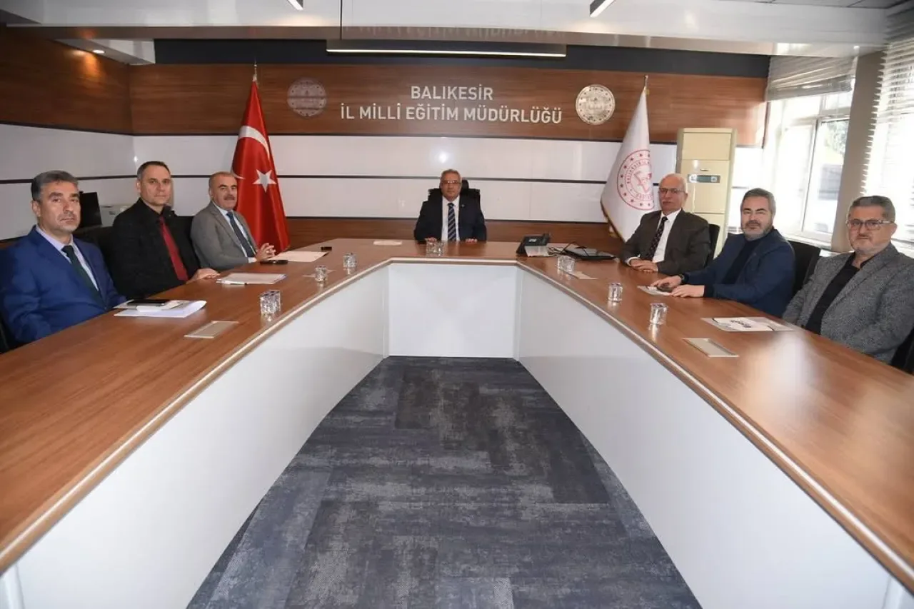 Balıkesir'de 2026 Yılı Özel Mesleki Eğitim Kurs Ücretleri Belirlendi Balıkesir'de 2026 Yılı Özel Mesleki Eğitim Kurs Ücretleri Belirlendi