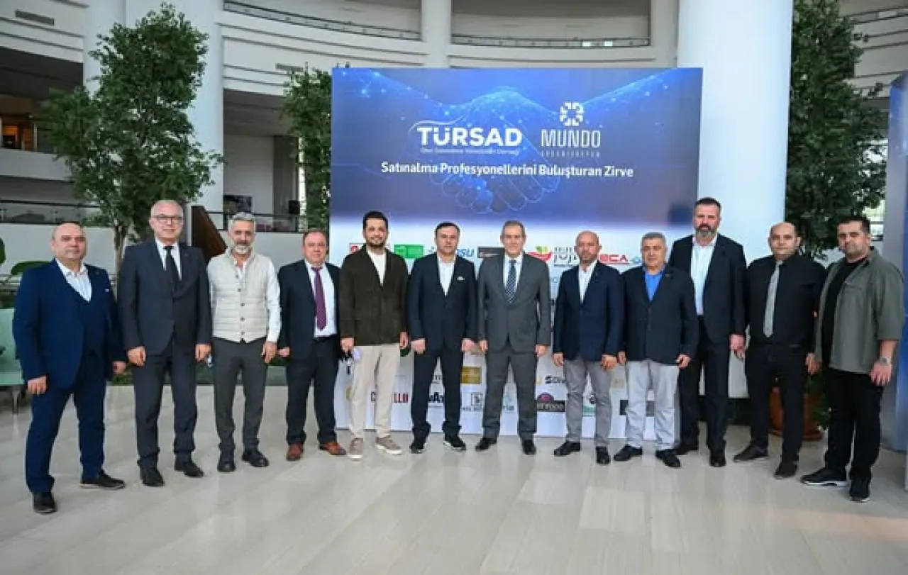 Antalya Ticaret ve Sanayi Odası Başkanı Hacısüleyman, Turizm Sektörü Tedarik Zinciri Fuarını Ziyaret Etti Antalya Ticaret ve Sanayi Odası Başkanı Hacısüleyman, Turizm Sektörü Tedarik Zinciri Fuarını Ziyaret Etti