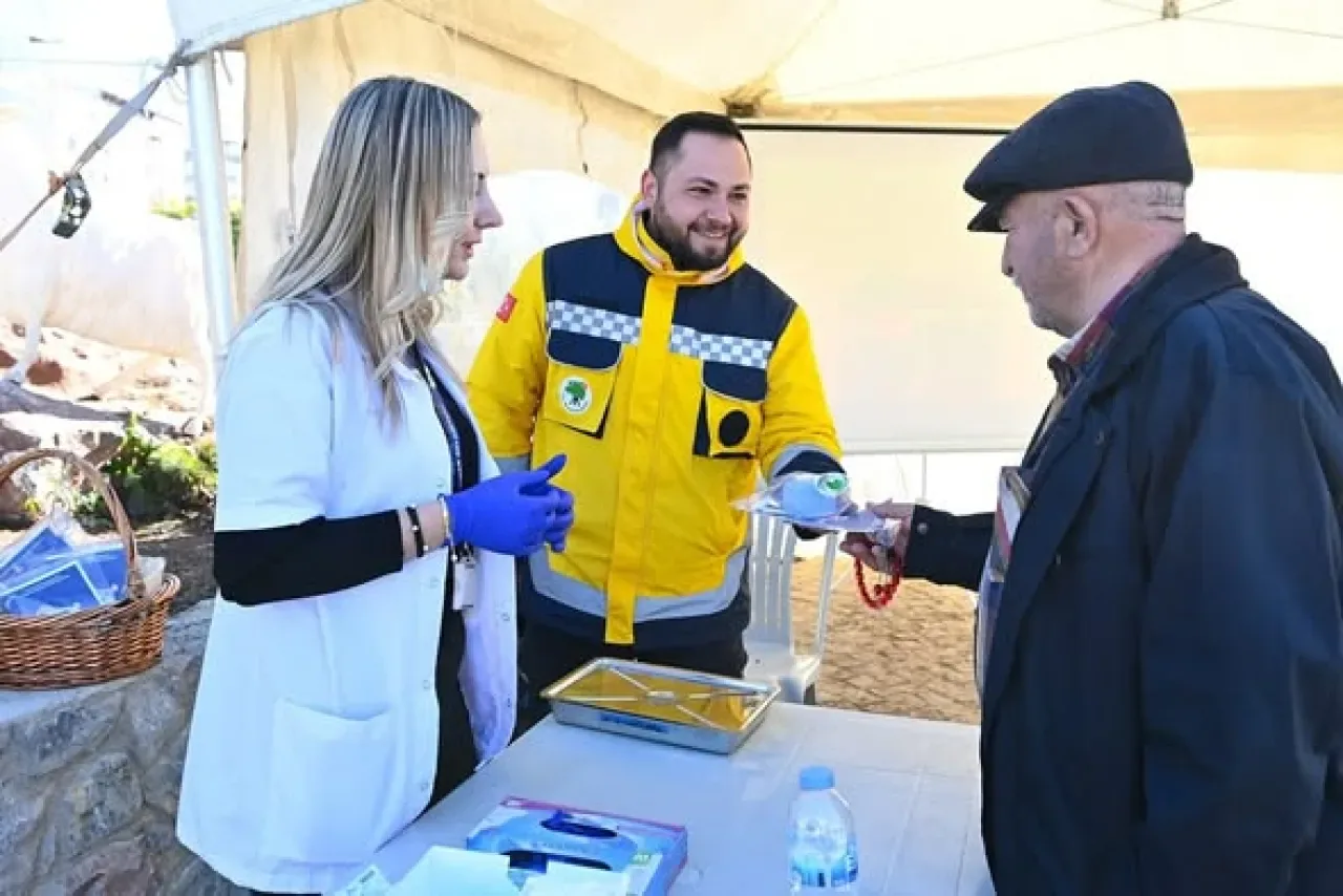 Mamak Belediyesi'nden Hareketli Protez Kullanan Vatandaşlara Özel Eğitim ve Destek Mamak Belediyesi'nden Hareketli Protez Kullanan Vatandaşlara Özel Eğitim ve Destek