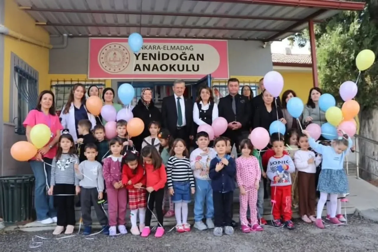 Elmadağ'da Dünya Çocuk Hakları Günü Coşkuyla Kutlandı Elmadağ'da Dünya Çocuk Hakları Günü Coşkuyla Kutlandı