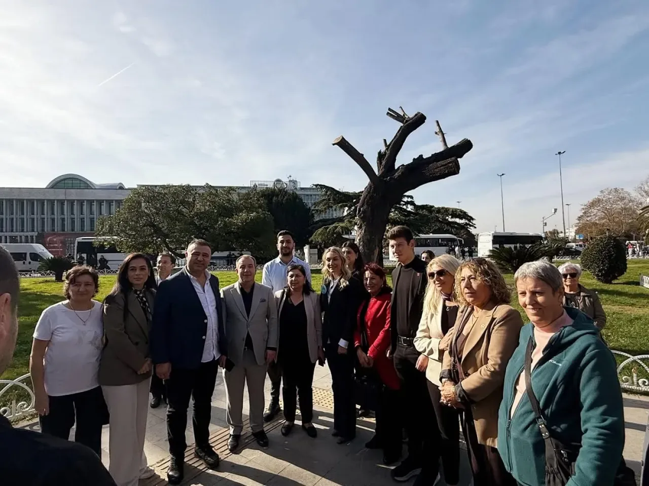 Bahçelievler CHP'den Saraçhane'de Adalet ve Dayanışma Nöbeti Bahçelievler CHP'den Saraçhane'de Adalet ve Dayanışma Nöbeti