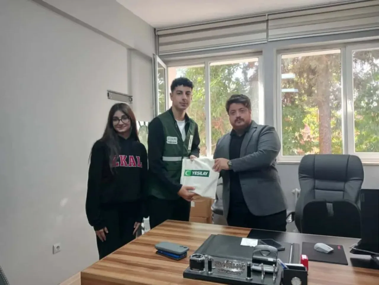Yeşilay Zeytinburnu, Liseli Gençlere Yönelik Gönüllü Kazanım Faaliyeti Gerçekleştirdi Yeşilay Zeytinburnu, Liseli Gençlere Yönelik Gönüllü Kazanım Faaliyeti Gerçekleştirdi