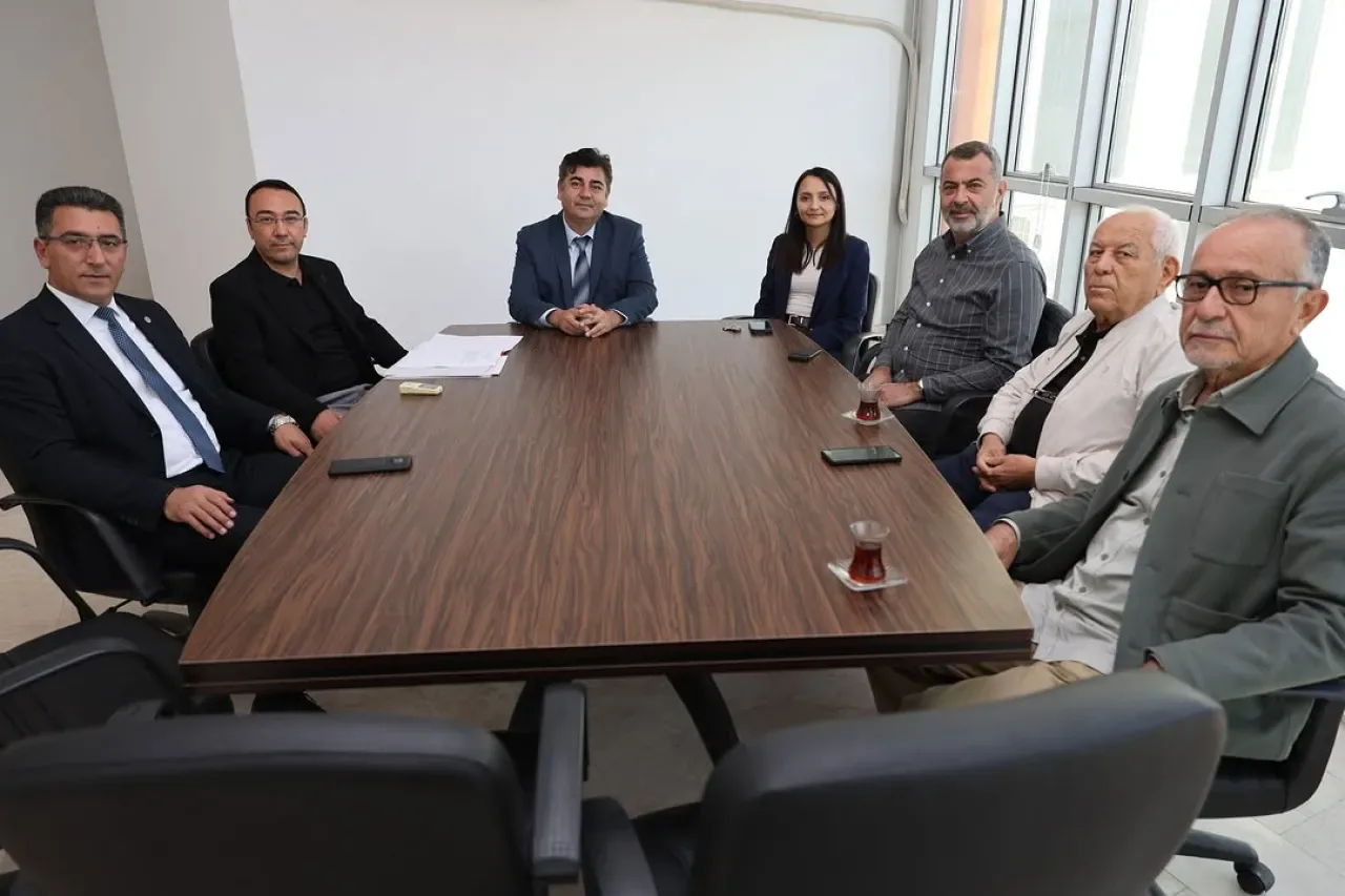 Kumluca MYO Danışma Kurulu Toplantısı İş Dünyası ve Eğitim İş Birliğini Görüştü Kumluca MYO Danışma Kurulu Toplantısı İş Dünyası ve Eğitim İş Birliğini Görüştü