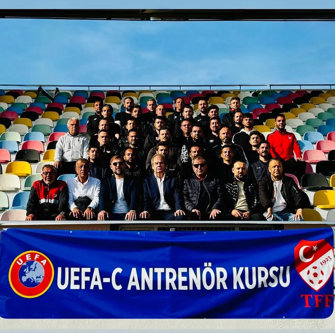 UEFA C Antrenörlük Kursu, İsmail Akçay Atletizm Pistinde Tamamlandı UEFA C Antrenörlük Kursu, İsmail Akçay Atletizm Pistinde Tamamlandı