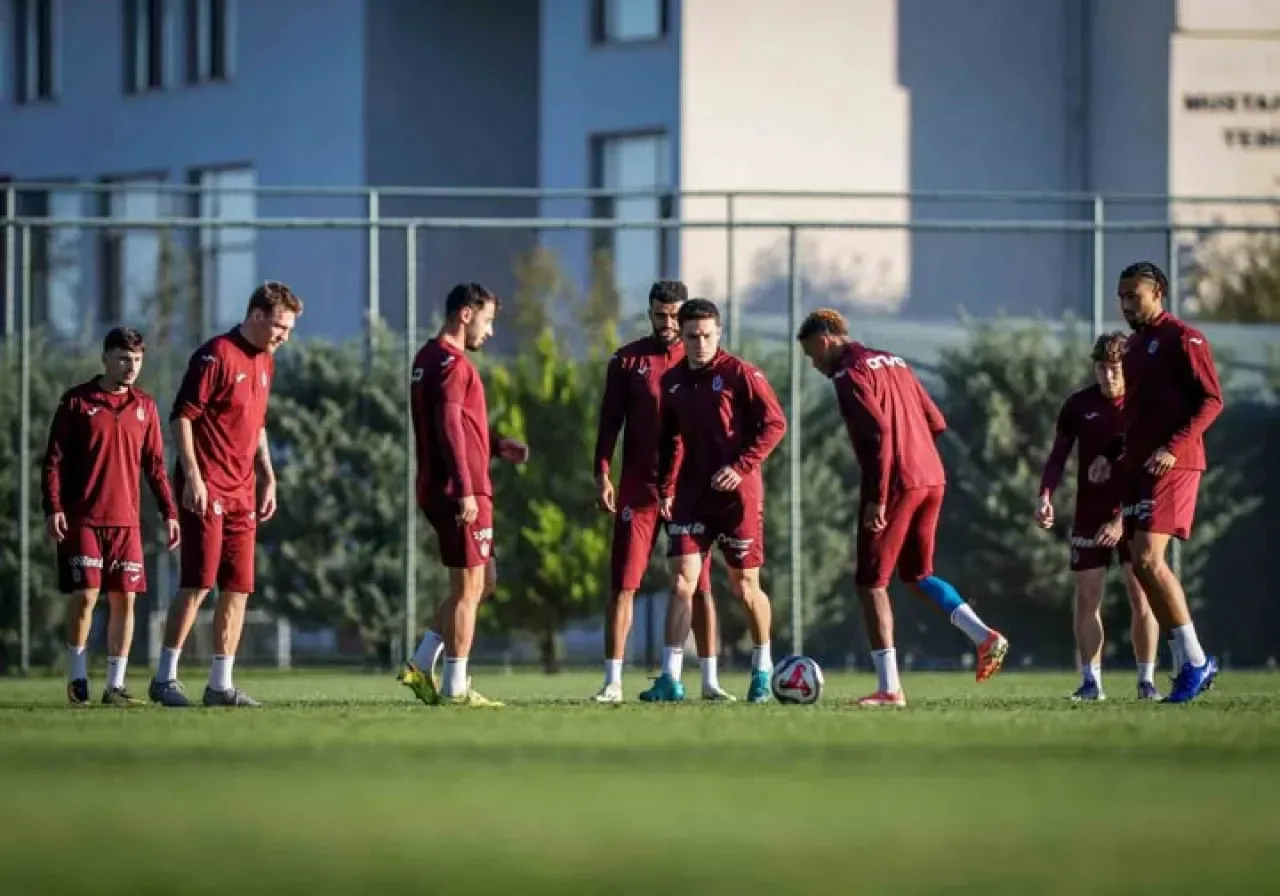Trabzonspor, Başakşehir Maçına Batagov'la Hazırlanıyor Trabzonspor, Başakşehir Maçına Batagov'la Hazırlanıyor