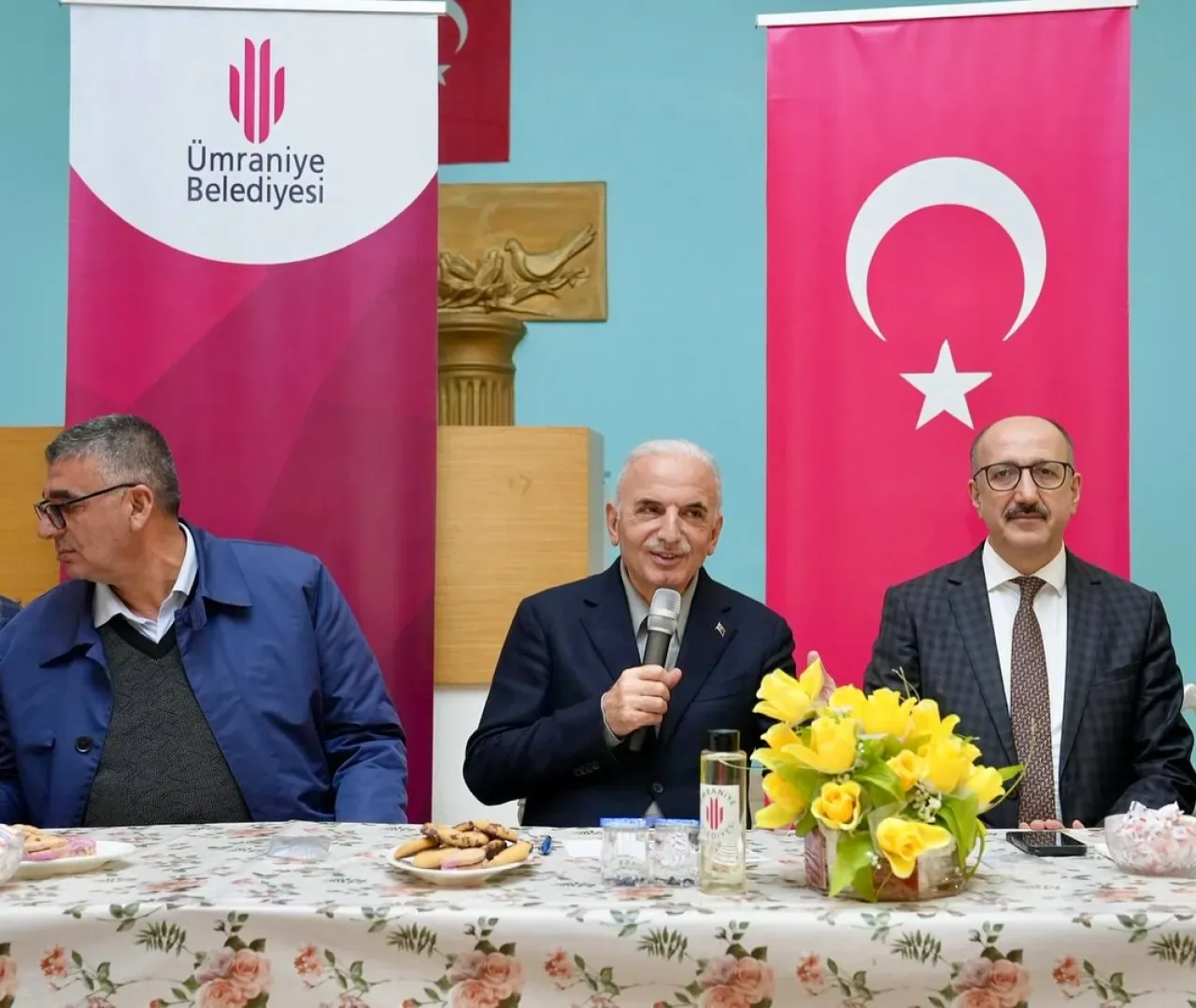 İstanbul Ümraniye Belediye Başkanı Yıldırım, Elazığlı Hemşehrileriyle Buluştu İstanbul Ümraniye Belediye Başkanı Yıldırım, Elazığlı Hemşehrileriyle Buluştu
