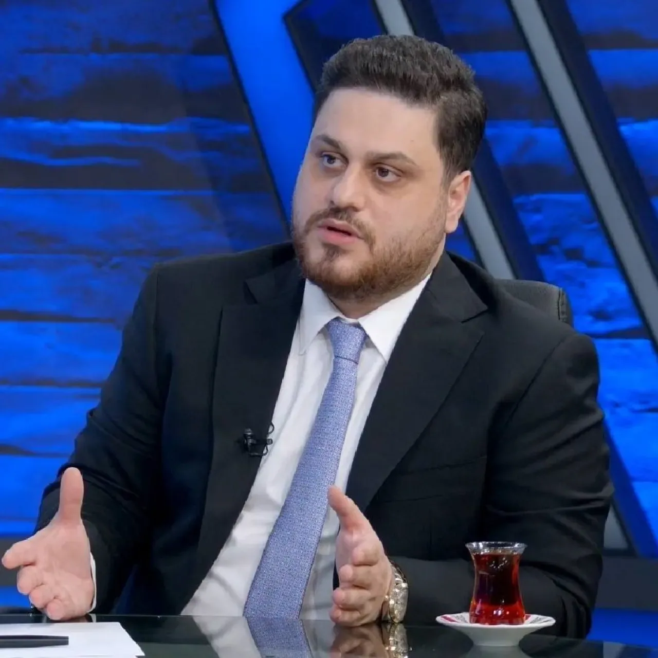 Emekli ve İşçilerin Geçim Sıkıntısına Dikkat Çekilen Çağrı Emekli ve İşçilerin Geçim Sıkıntısına Dikkat Çekilen Çağrı