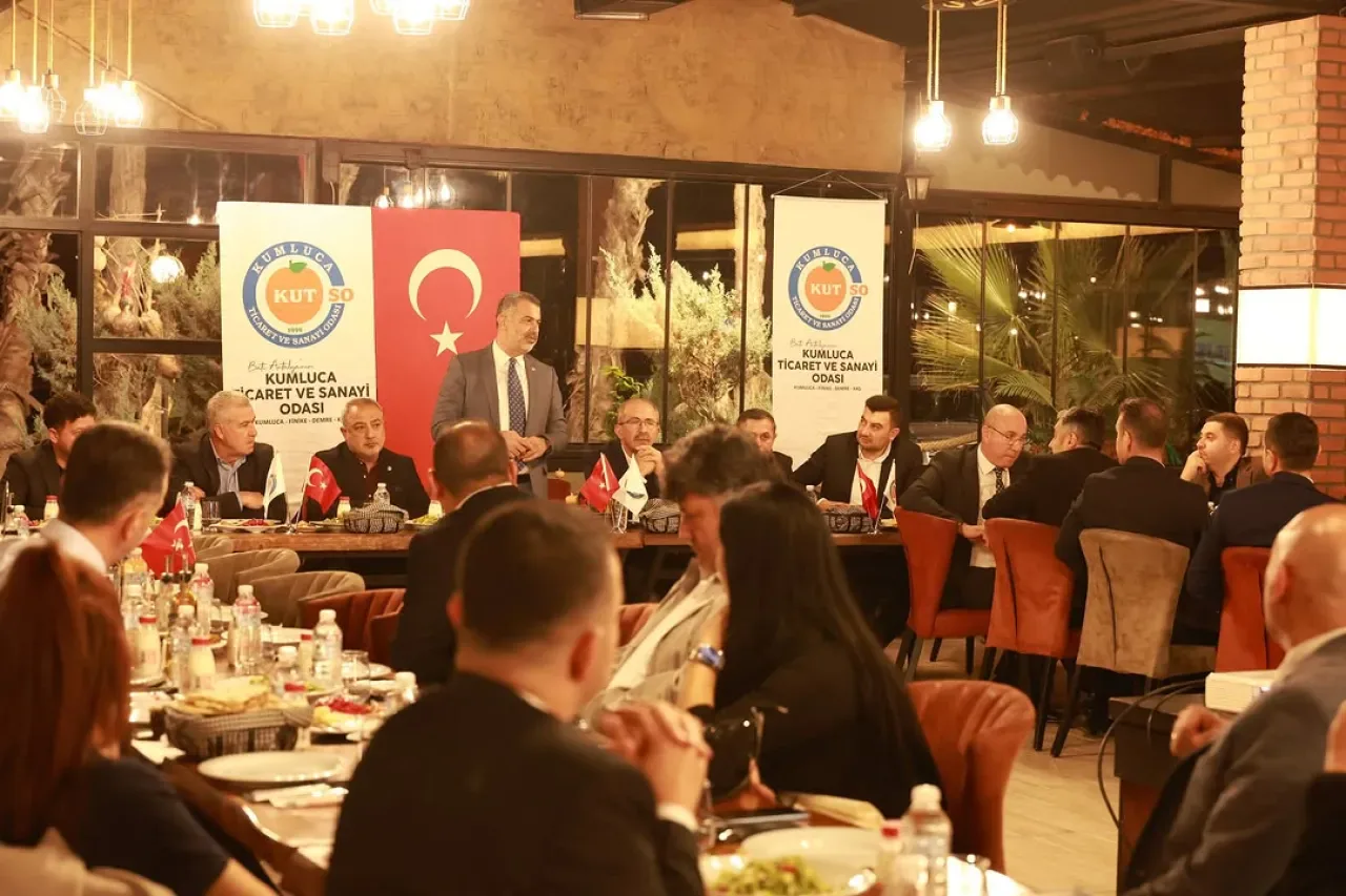 Kumluca TSO, Bölgedeki Banka Şube Müdürleri ile İş Birliği Toplantısı Düzenledi Kumluca TSO, Bölgedeki Banka Şube Müdürleri ile İş Birliği Toplantısı Düzenledi