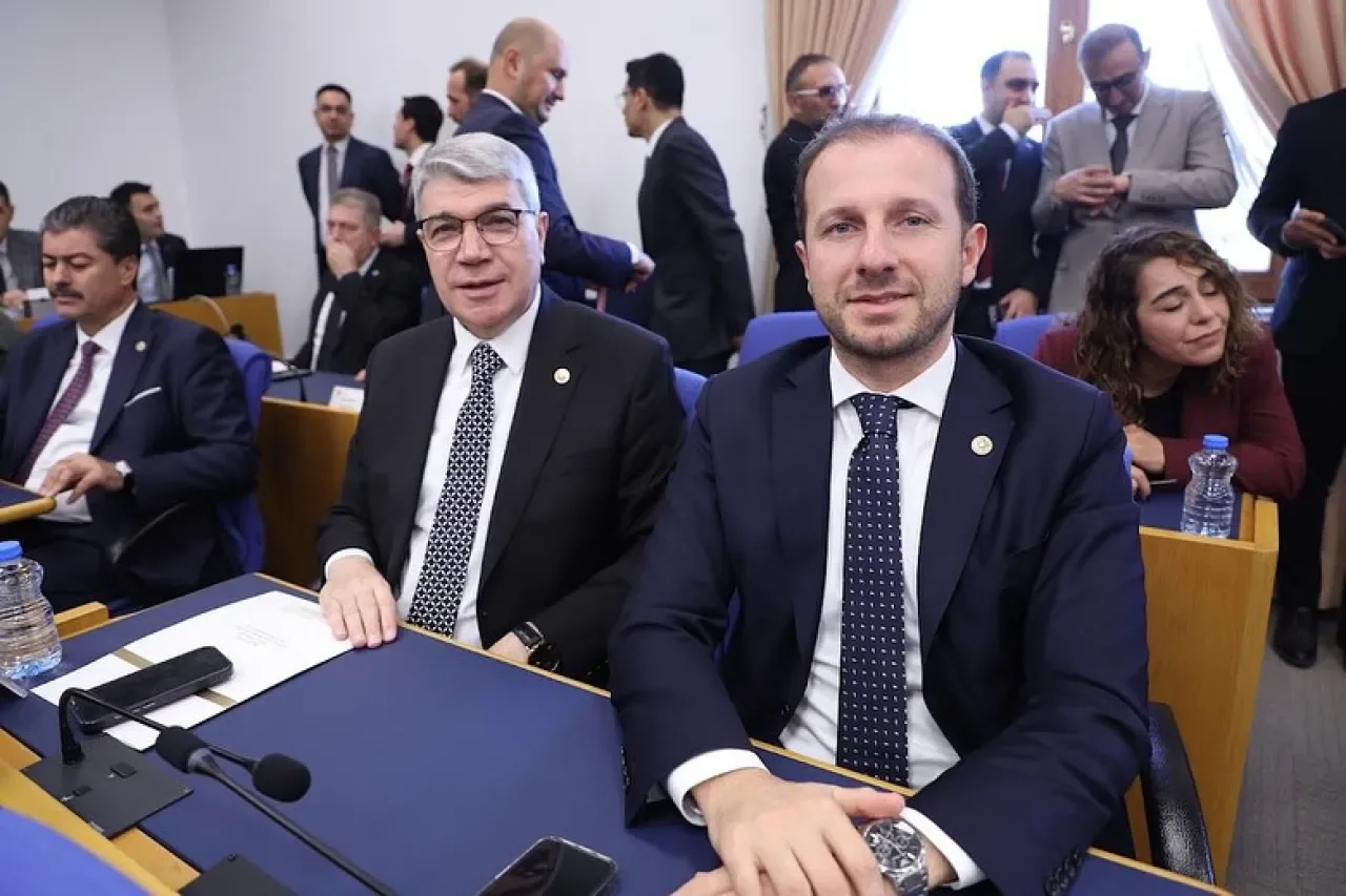 Sağlık Bakanlığı 2026 Bütçesi Görüşmeleri Tamamlandı: 23 Yılda 18 Kat Yatak Artışı Sağlık Bakanlığı 2026 Bütçesi Görüşmeleri Tamamlandı: 23 Yılda 18 Kat Yatak Artışı