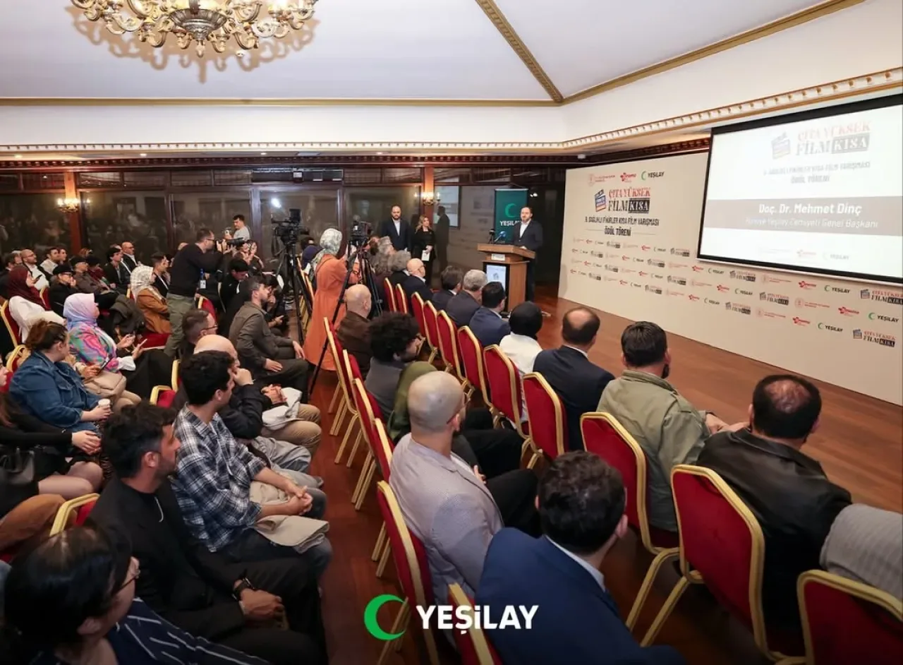 Yeşilay'ın Kısa Film Yarışmasında Ödüller Sahiplerini Buldu Yeşilay'ın Kısa Film Yarışmasında Ödüller Sahiplerini Buldu