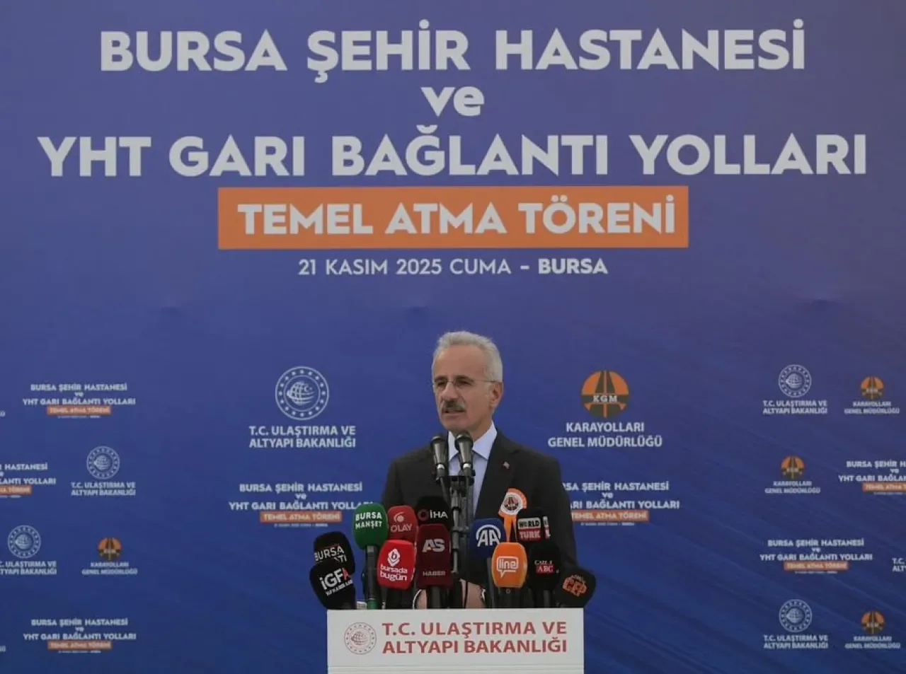Bursa Yenişehir'e Ulaşımda Yenilik: Bakan Uraloğlu'ndan Destek Sinyalleri Bursa Yenişehir'e Ulaşımda Yenilik: Bakan Uraloğlu'ndan Destek Sinyalleri