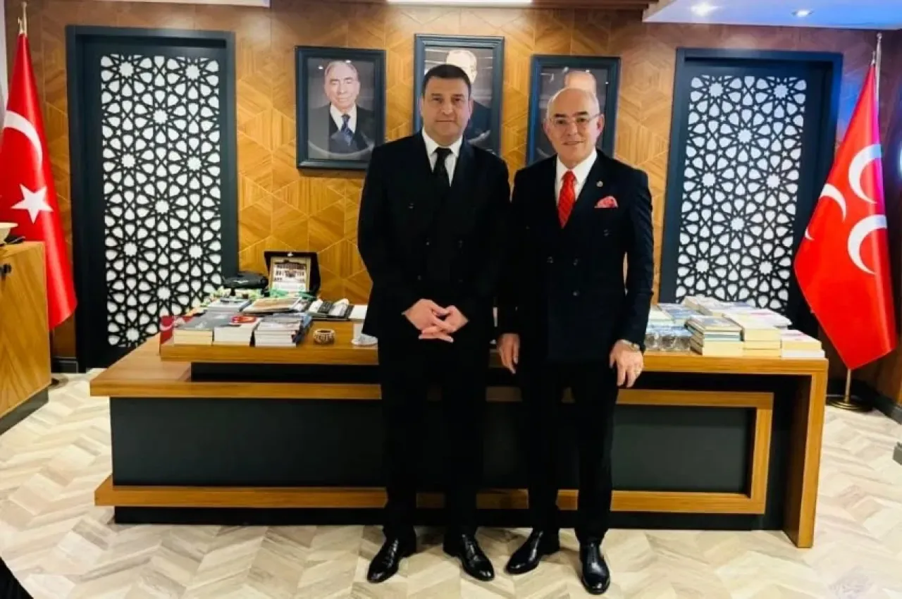 MHP Genel Başkan Yardımcısı Prof. Dr. Mevlüt Karakaya, Bursa İl Teşkilatı'nı Ziyaret Etti MHP Genel Başkan Yardımcısı Prof. Dr. Mevlüt Karakaya, Bursa İl Teşkilatı'nı Ziyaret Etti