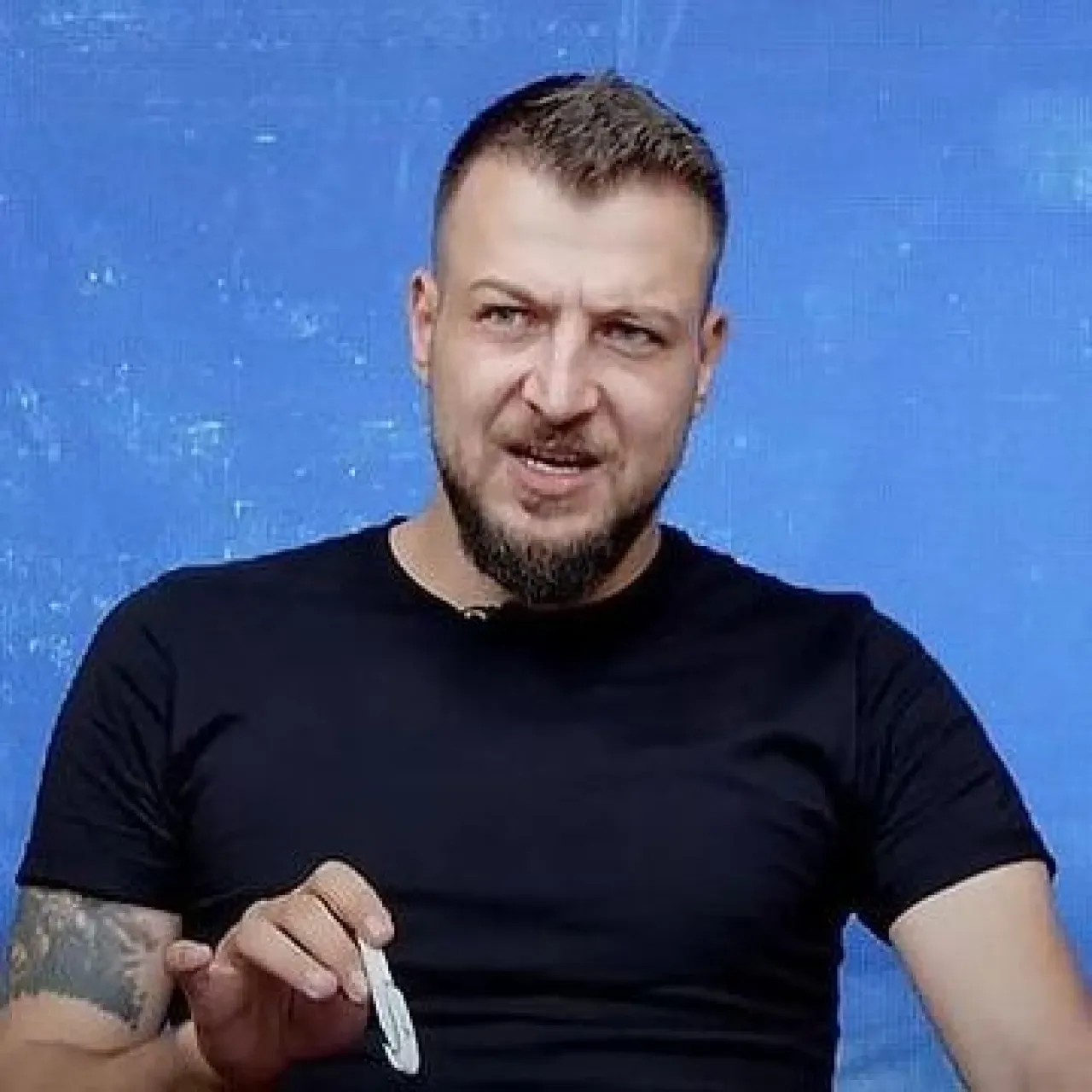 Batuhan Karadeniz Hakkında Kırmızı Bülten Çıkarıldı ve Mal Varlıklarına El Konuldu Batuhan Karadeniz Hakkında Kırmızı Bülten Çıkarıldı ve Mal Varlıklarına El Konuldu