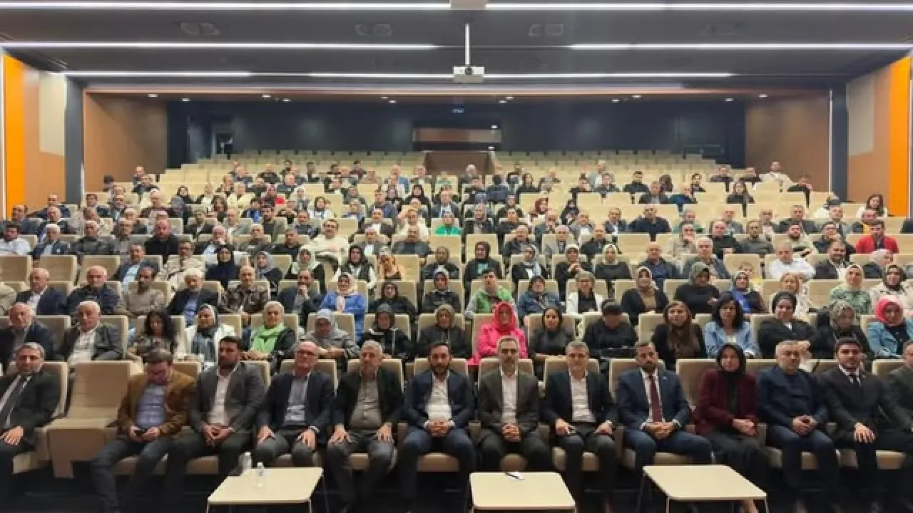 Ataşehir Danışma Meclisi Toplantısı Gerçekleştirildi Ataşehir Danışma Meclisi Toplantısı Gerçekleştirildi