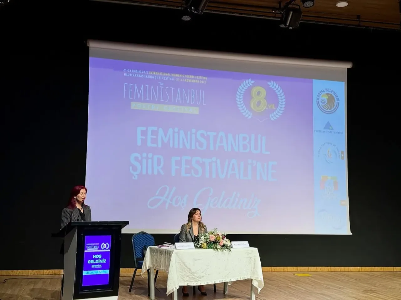 Kartal'da Uluslararası Feminİstanbul Kadın Şiir Festivali Düzenlendi Kartal'da Uluslararası Feminİstanbul Kadın Şiir Festivali Düzenlendi