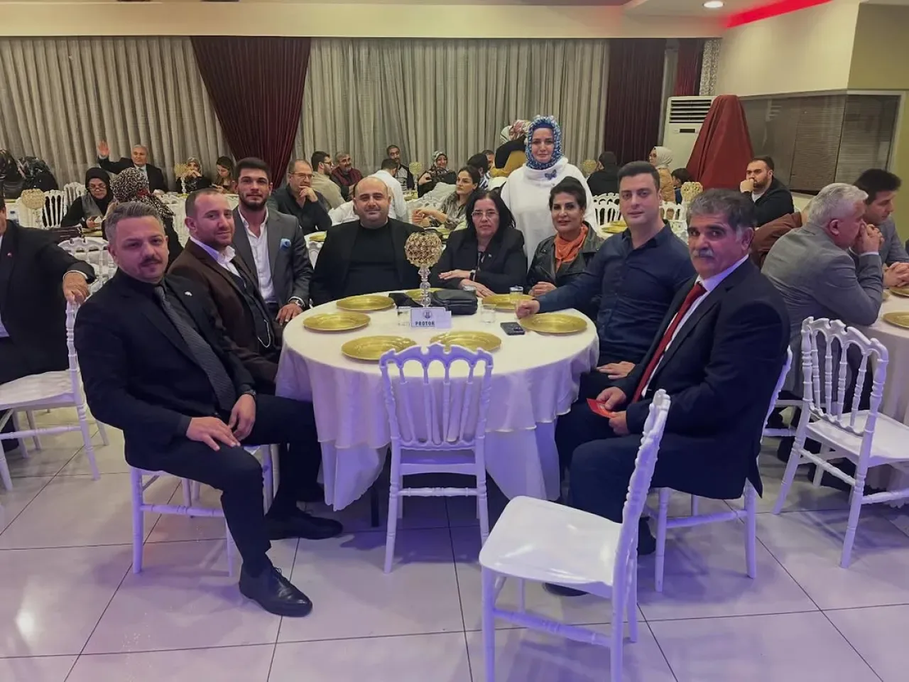 MHP Maltepe İlçe Başkanı, Sancaktepe Erzurumlular Derneği Gecesine Katıldı MHP Maltepe İlçe Başkanı, Sancaktepe Erzurumlular Derneği Gecesine Katıldı