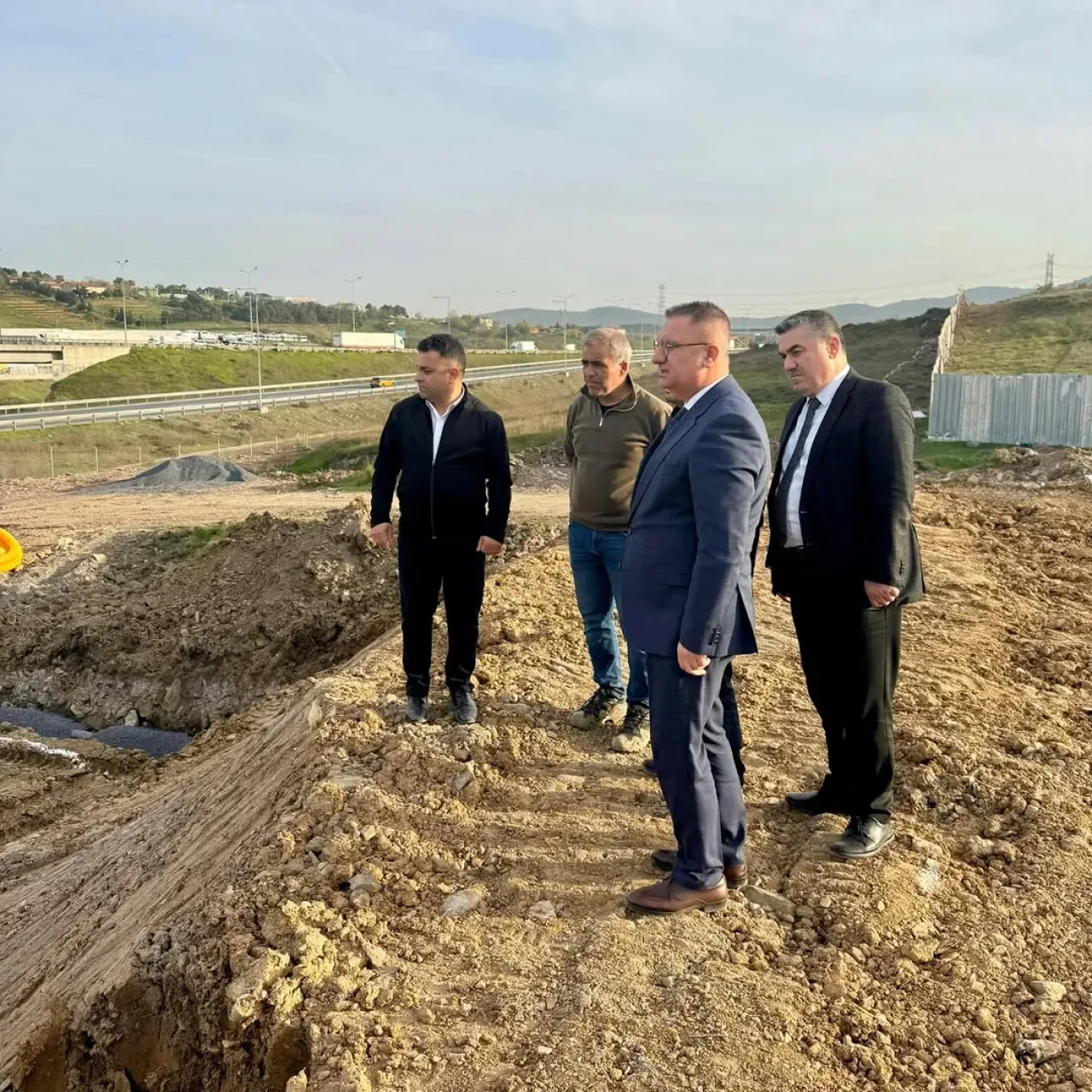 Sancaktepe'de Yeni Okul İnşaatında Son Durum İncelendi Sancaktepe'de Yeni Okul İnşaatında Son Durum İncelendi