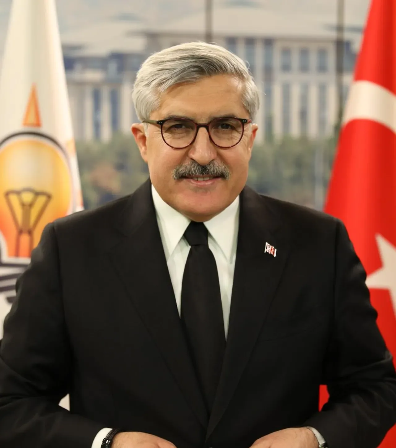 AK Parti'den İmralı'ya Ziyaret: Hüseyin Yayman Görevlendirildi AK Parti'den İmralı'ya Ziyaret: Hüseyin Yayman Görevlendirildi