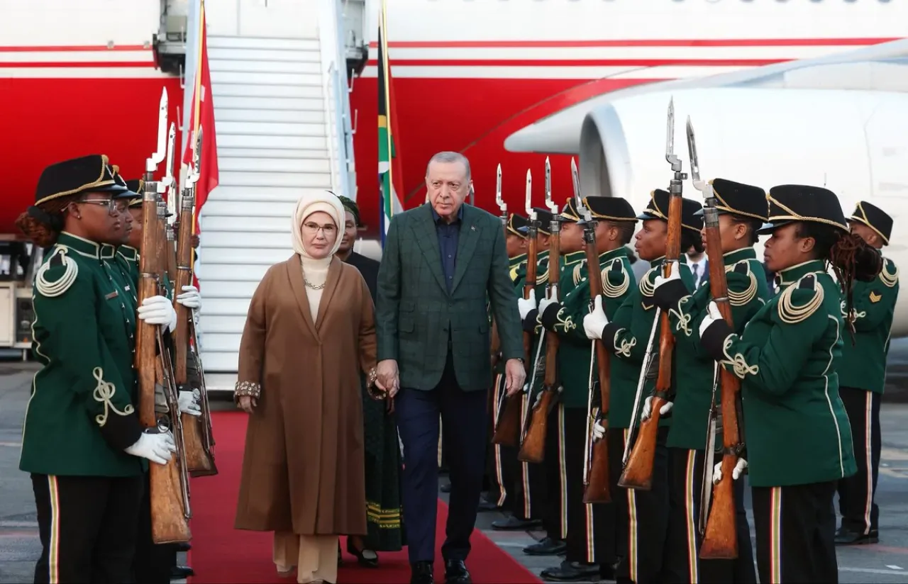 Recep Tayyip Erdoğan, G20 Liderler Zirvesi için Johannesburg'da Recep Tayyip Erdoğan, G20 Liderler Zirvesi için Johannesburg'da