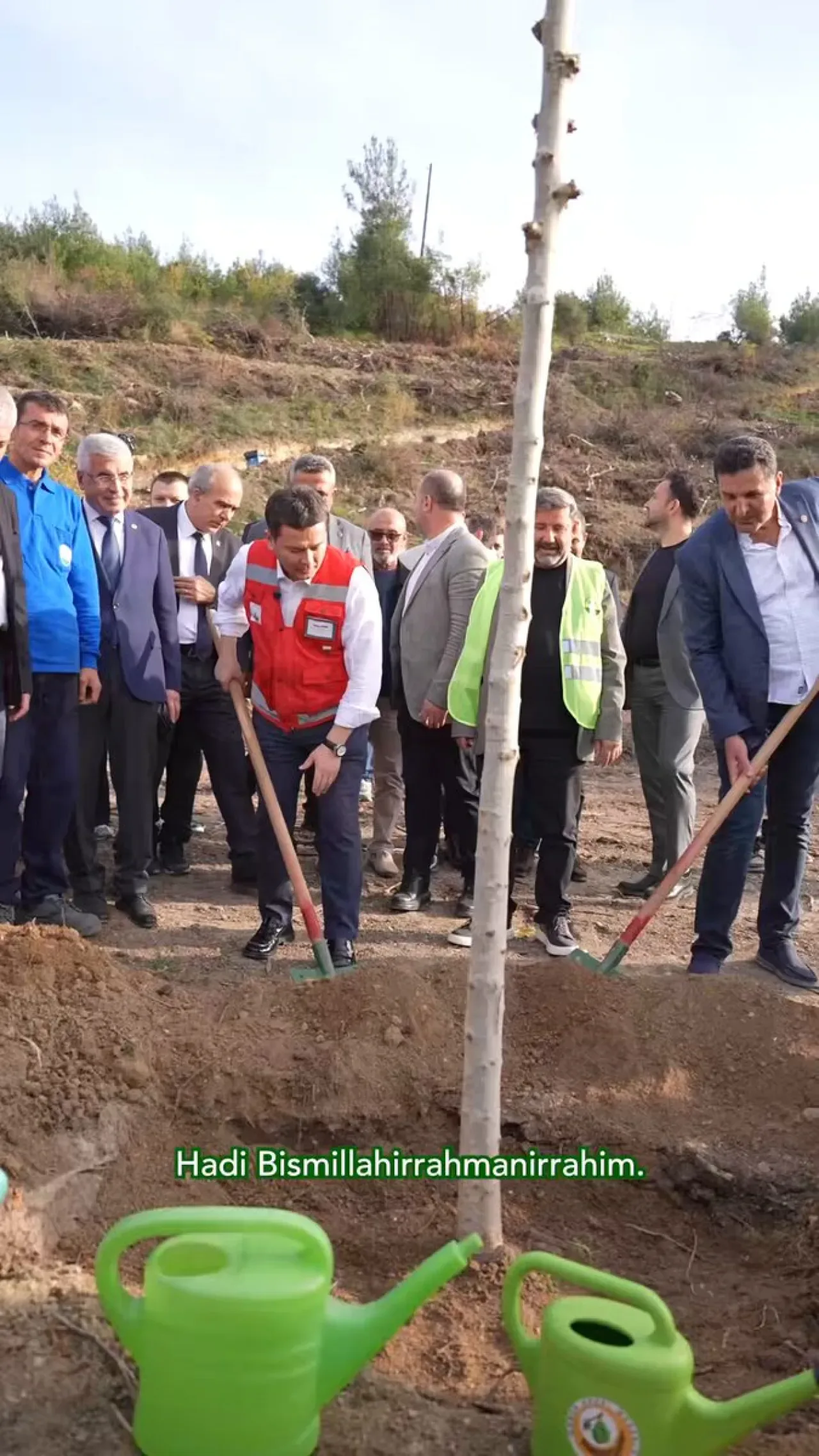 Bursa'da Geleceğe Nefes: "1 Kitap 1 Fidan" Kampanyası Hayat Buldu Bursa'da Geleceğe Nefes: "1 Kitap 1 Fidan" Kampanyası Hayat Buldu