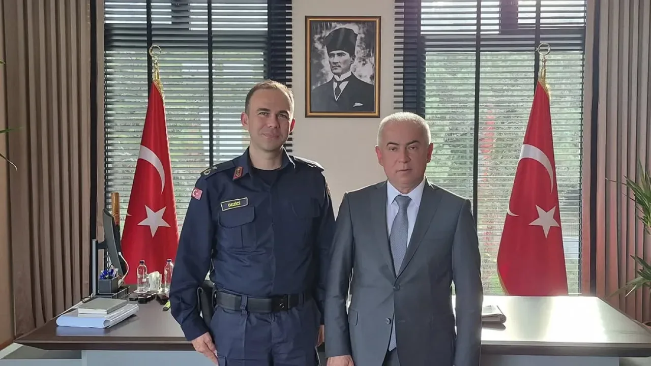Şile Kaymakamlığı'na Jandarma Ziyareti Şile Kaymakamlığı'na Jandarma Ziyareti