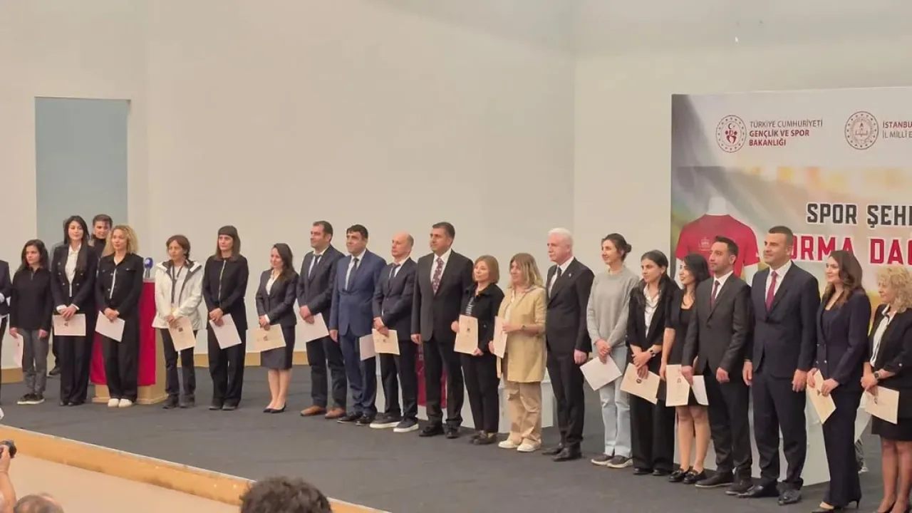Şile'de Sporun Toplumsal Faydaları ve Gençlik Üzerine Değerlendirmeler Şile'de Sporun Toplumsal Faydaları ve Gençlik Üzerine Değerlendirmeler