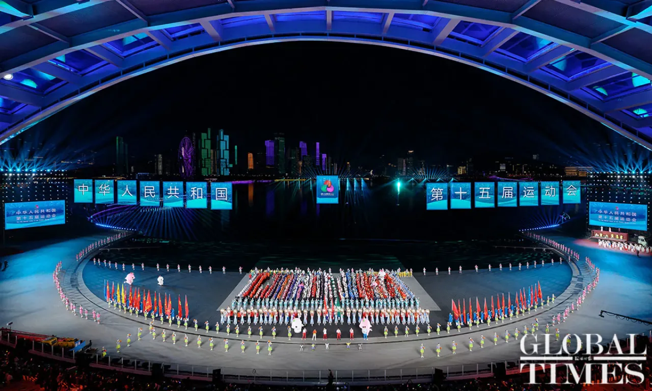 15. Ulusal Oyunlar Shenzhen'de Nefes Kesici Törenle Sona Erdi 15. Ulusal Oyunlar Shenzhen'de Nefes Kesici Törenle Sona Erdi