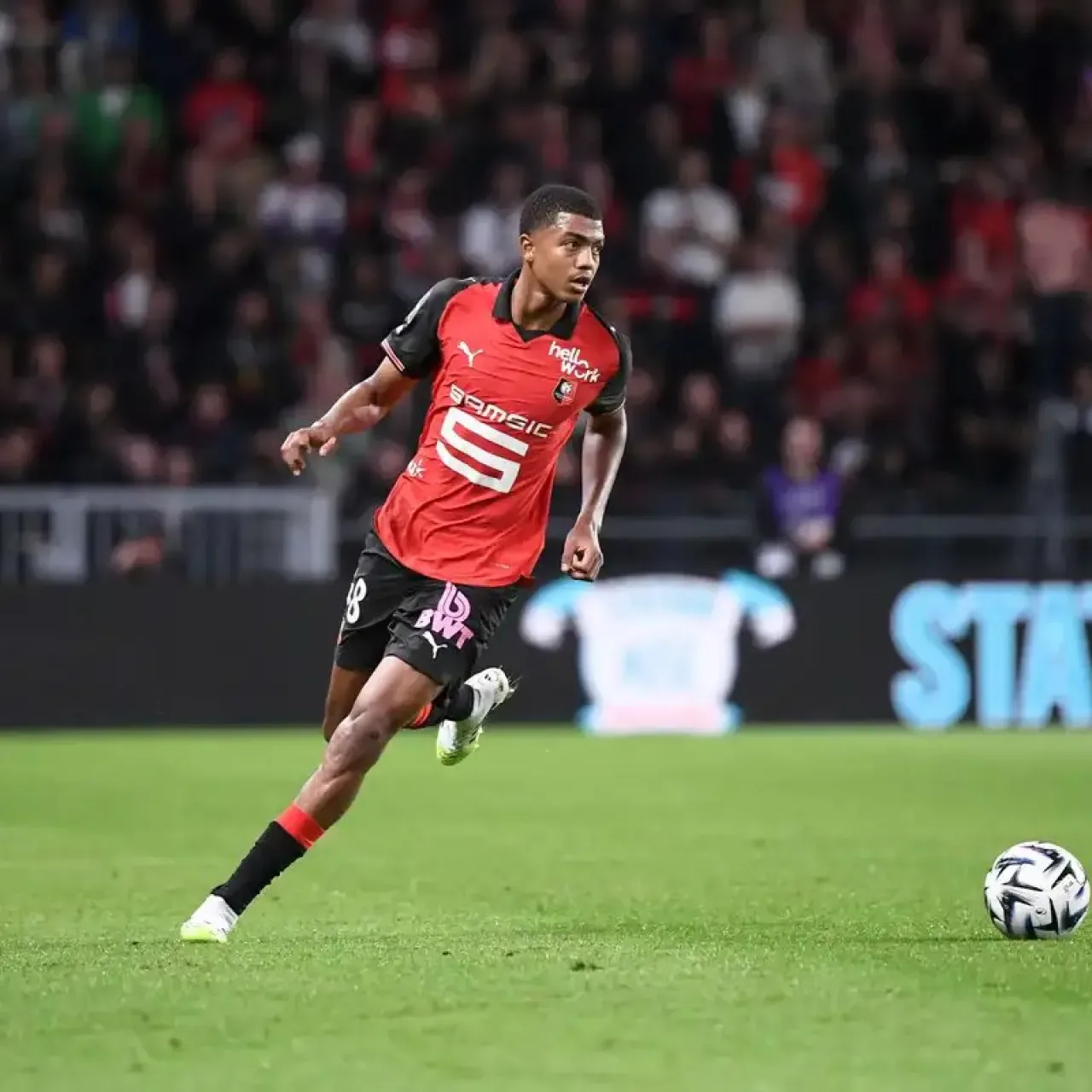 Trabzonspor, Rennes'in Genç Stoperi Ait Boudlal'ı İstiyor Trabzonspor, Rennes'in Genç Stoperi Ait Boudlal'ı İstiyor