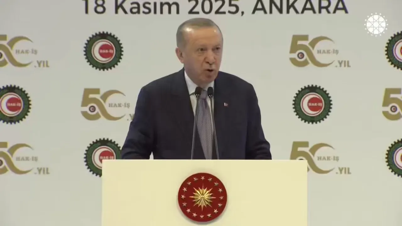 Türkiye Ekonomisinde Büyüme ve İstihdam Rekoru: 23 Yıllık Süreçte Çarpıcı Veriler Türkiye Ekonomisinde Büyüme ve İstihdam Rekoru: 23 Yıllık Süreçte Çarpıcı Veriler