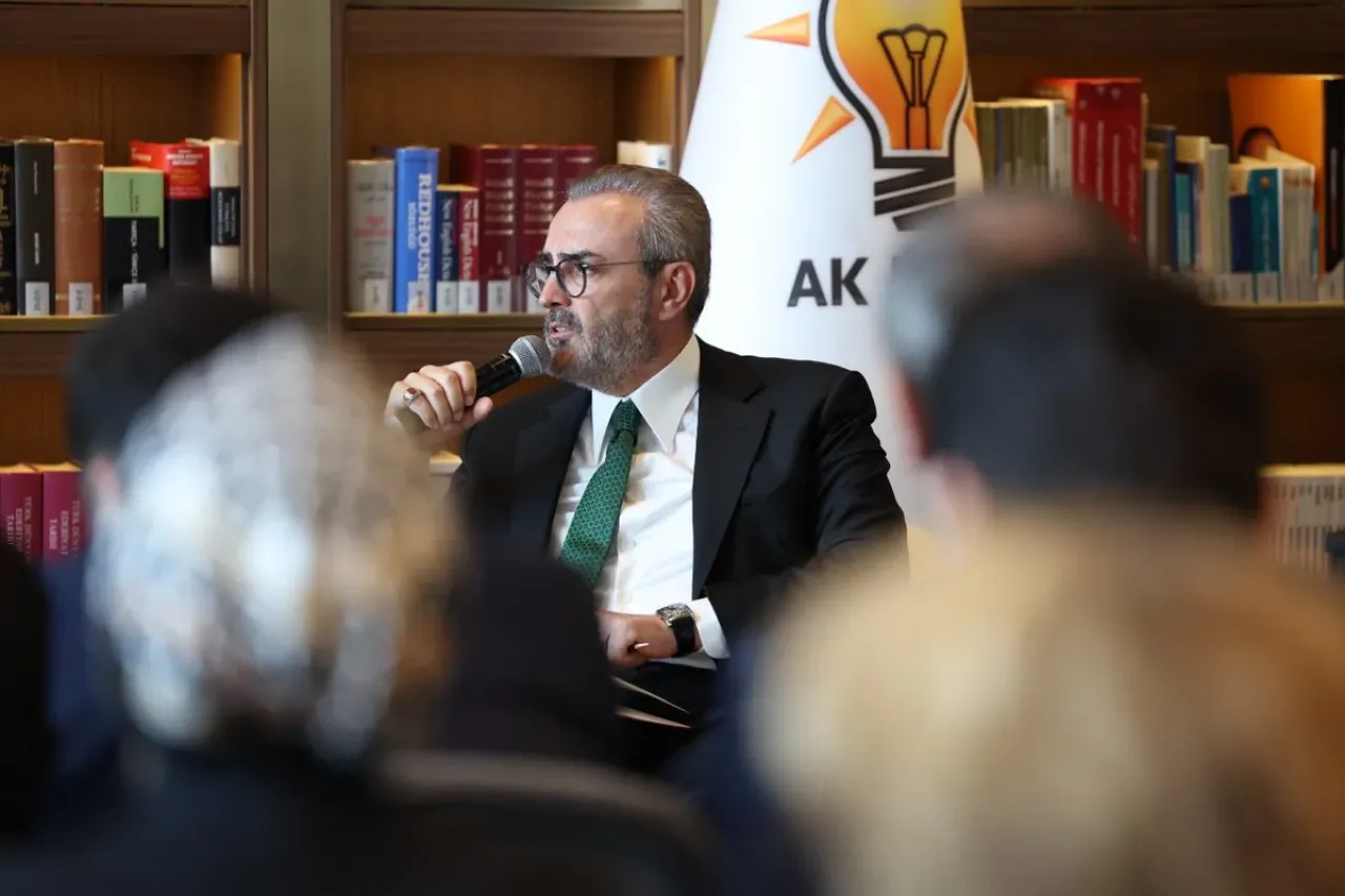 Sezai Karakoç, AK Parti Genel Merkezi'nde Düzenlenen Programla Anıldı Sezai Karakoç, AK Parti Genel Merkezi'nde Düzenlenen Programla Anıldı