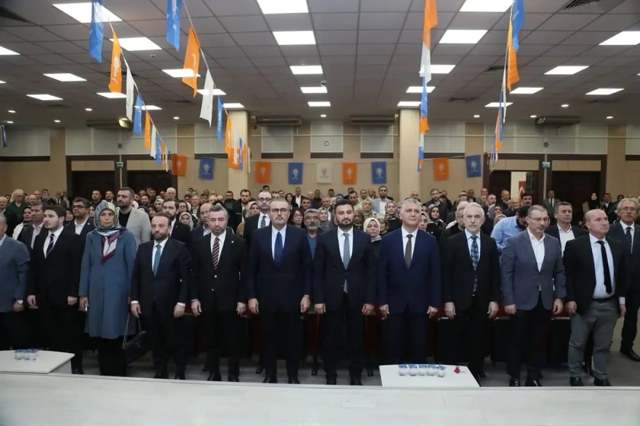 Kâğıthane'de AK Parti İlçe Danışma Meclisi Toplantısı Gerçekleştirildi Kâğıthane'de AK Parti İlçe Danışma Meclisi Toplantısı Gerçekleştirildi