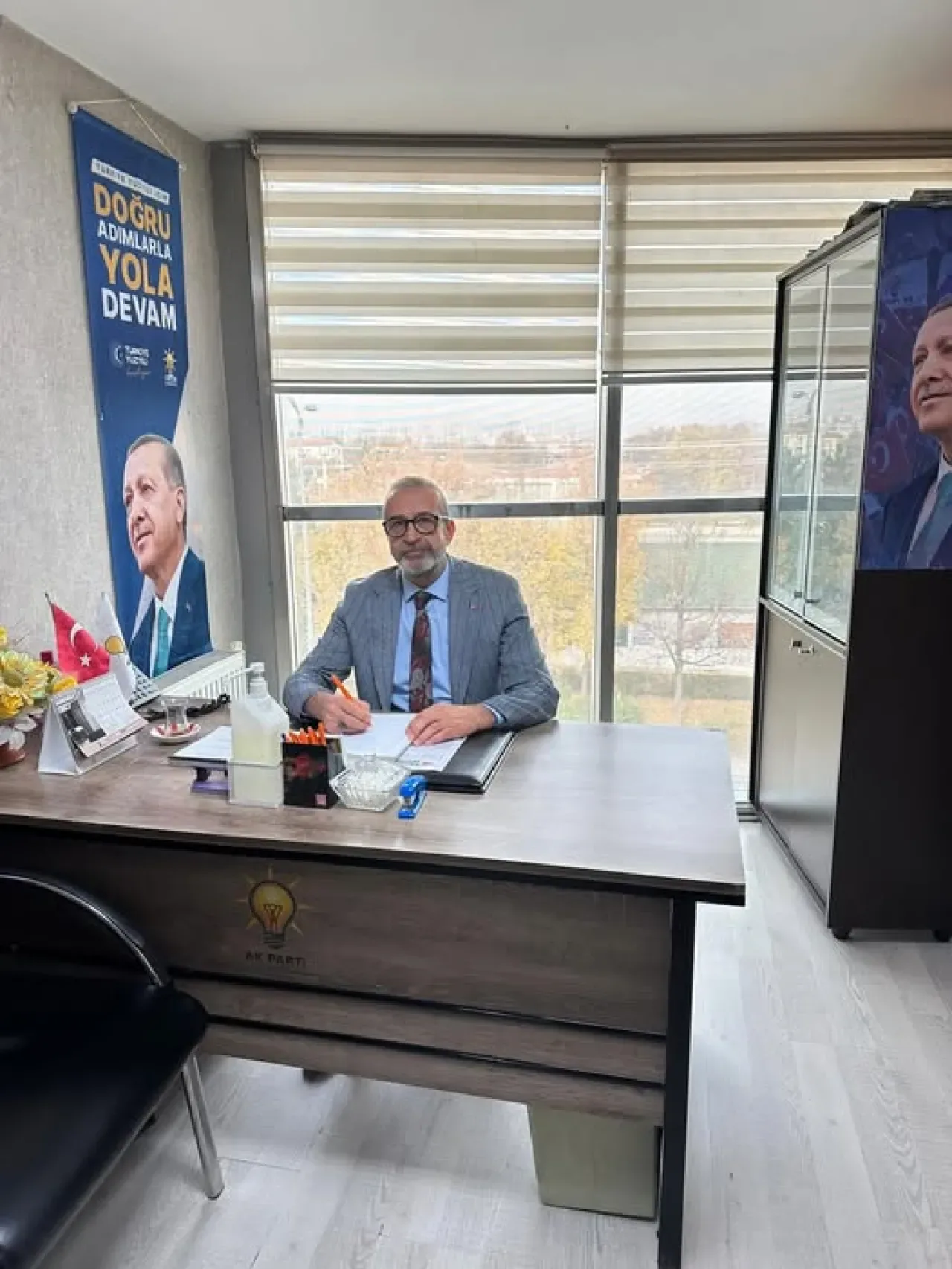 AK Parti Etimesgut İlçe Başkanlığı'nda Yurttaş Buluşmaları Başladı AK Parti Etimesgut İlçe Başkanlığı'nda Yurttaş Buluşmaları Başladı