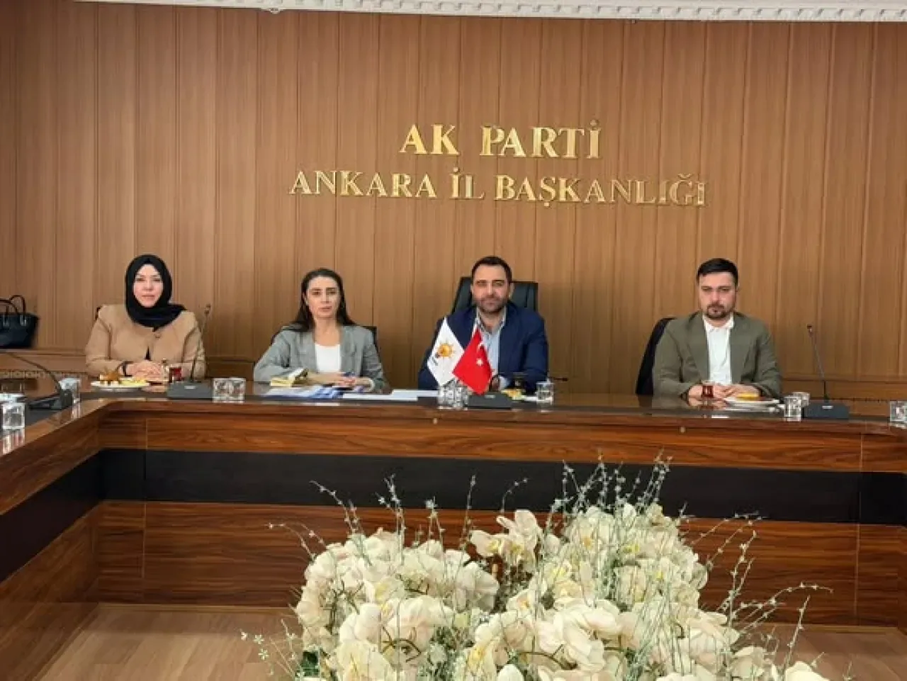 AK Parti Ankara'da STK ve Halkla İlişkiler Birimi Toplantısı Gerçekleştirildi AK Parti Ankara'da STK ve Halkla İlişkiler Birimi Toplantısı Gerçekleştirildi