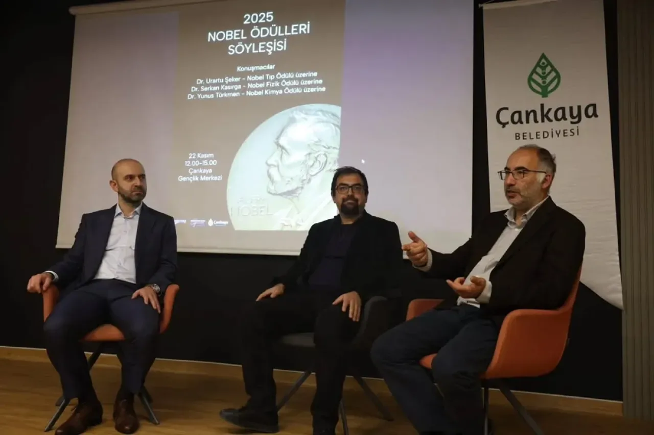 Çankaya'da Gençler Nobel Ödüllü Akademisyenlerle Buluştu Çankaya'da Gençler Nobel Ödüllü Akademisyenlerle Buluştu